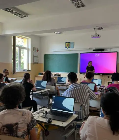 Şcoala Gimnazială Râmnicelu